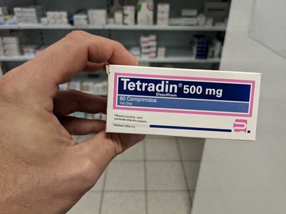 disulfiram